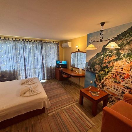 Family Hotel Vaso Варна Экстерьер фото